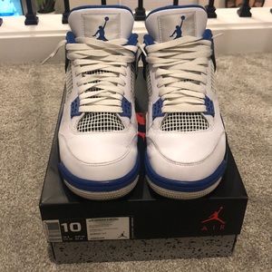 Retro Jordan 4 shoes